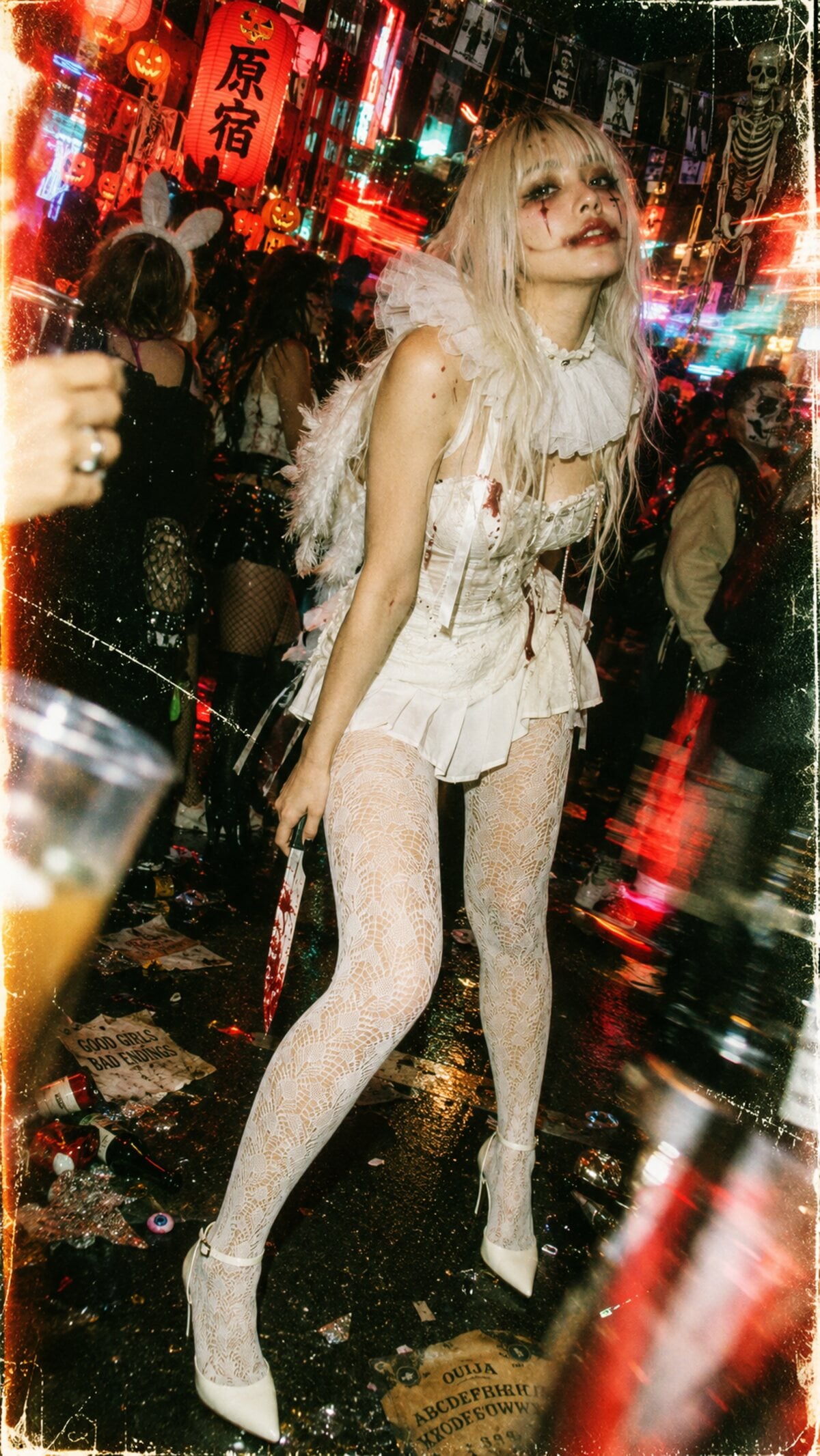Pantis AIRE blancos en una fiesta de Halloween